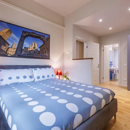 Lucy Charming Modern Near Piazza Della Liberta Apartamento *